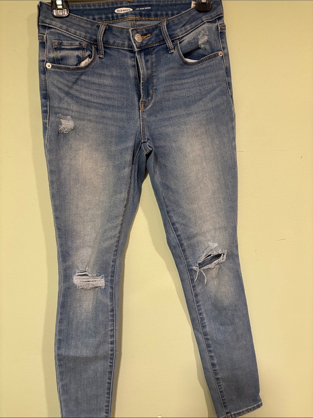 Old Navy Women's Light Blue Distressed Skinny Jeans